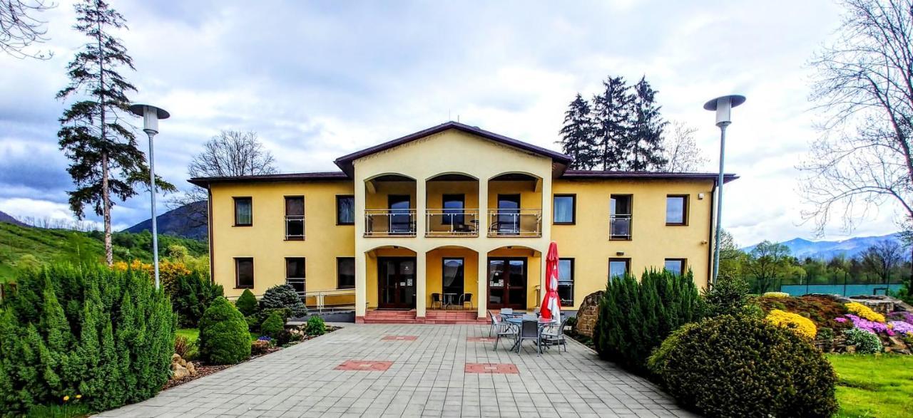 Wellness Villa Liptov Liptovská Sielnica Exteriör bild